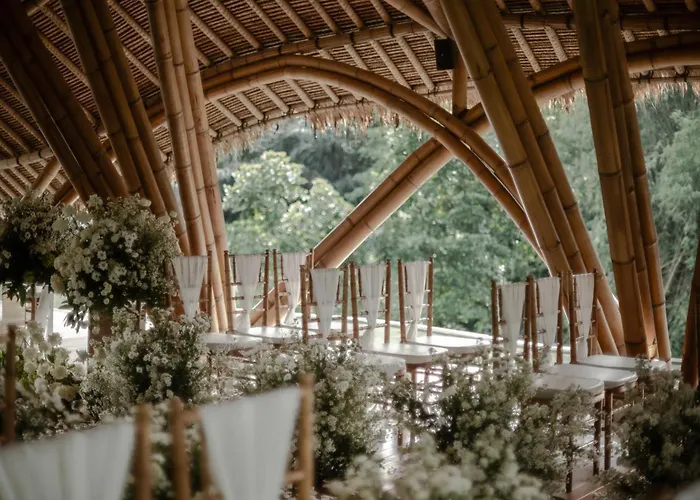 Aksari Ubud By Ini Vie Hospitality テガララン