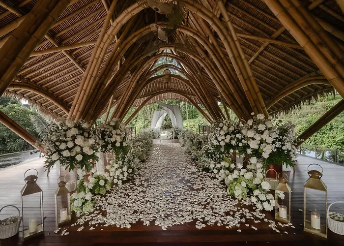 Aksari Ubud By Ini Vie Hospitality リゾート 5*
